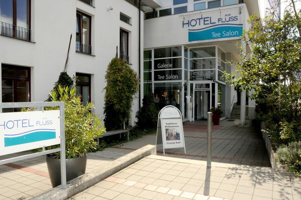 Hotel Am Fluss Нойбург-ан-дер-Донау Экстерьер фото